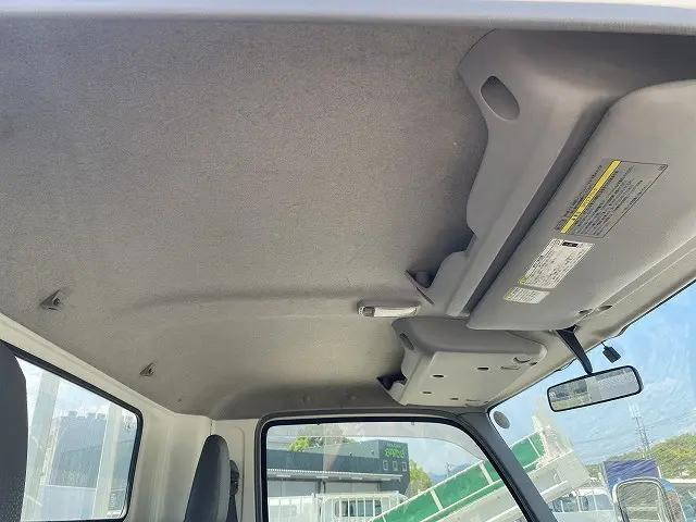 日野デュトロ平ボディ小型（2t・3t）[写真21]