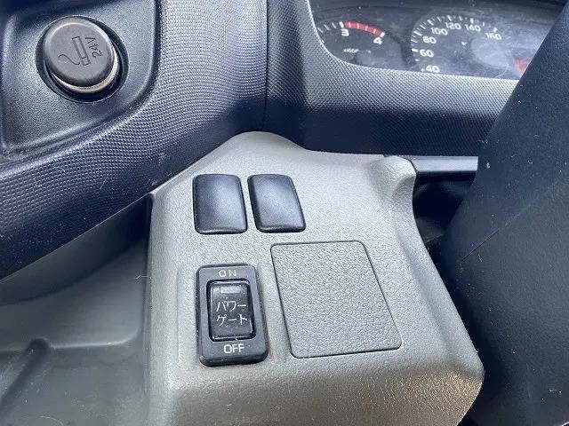 日野デュトロ平ボディ小型（2t・3t）[写真26]