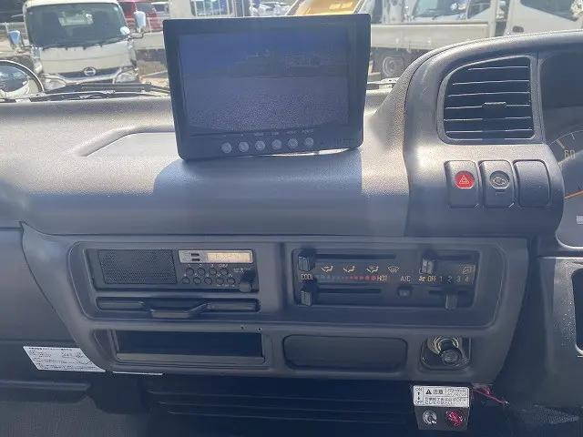 日産アトラス平ボディ小型（2t・3t）[写真18]