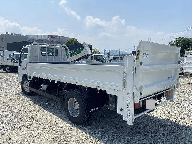 日産アトラス平ボディ小型（2t・3t）[写真02]