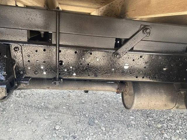 日産アトラス平ボディ小型（2t・3t）[写真24]