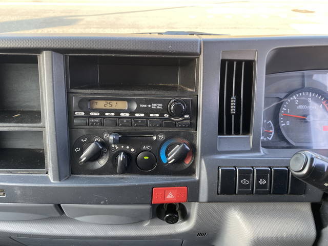 いすゞエルフ幌車小型（2t・3t）[写真10]