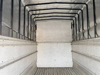 いすゞエルフ幌車小型（2t・3t）[写真08]