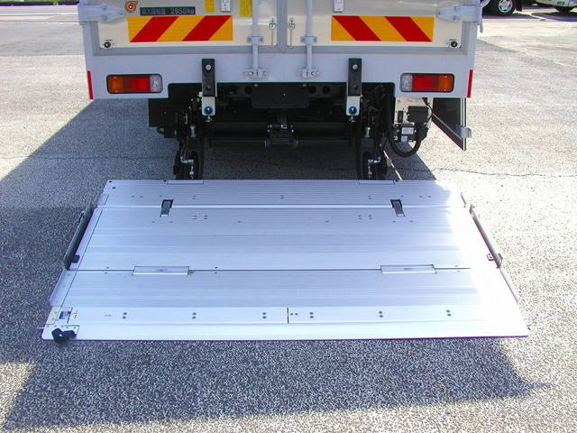 日野デュトロアルミウイング小型（2t・3t）[写真16]