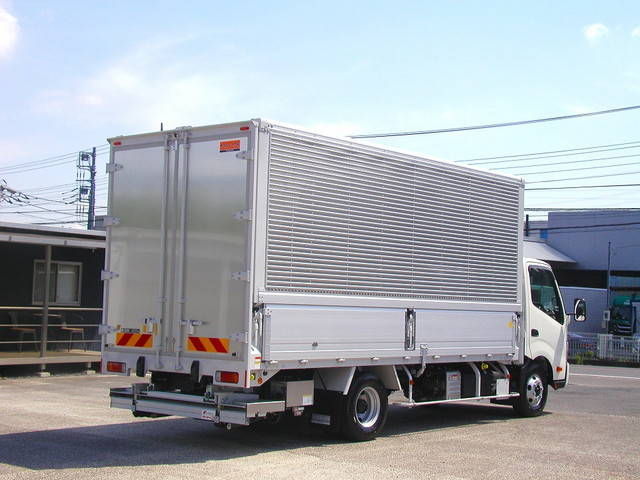 日野デュトロアルミウイング小型（2t・3t）[写真05]