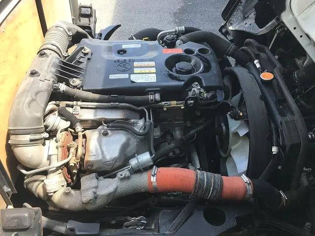 いすゞエルフ平ボディ小型（2t・3t）[写真10]