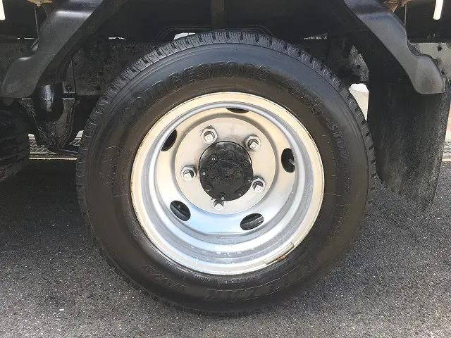 いすゞエルフ平ボディ小型（2t・3t）[写真16]