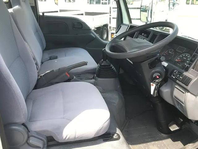 いすゞエルフ平ボディ小型（2t・3t）[写真29]