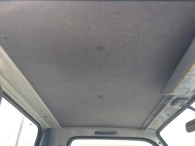 いすゞエルフ平ボディ小型（2t・3t）[写真30]