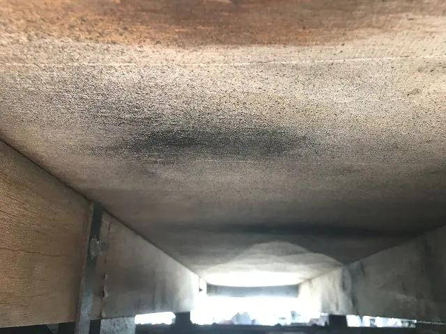 いすゞエルフ平ボディ小型（2t・3t）[写真33]