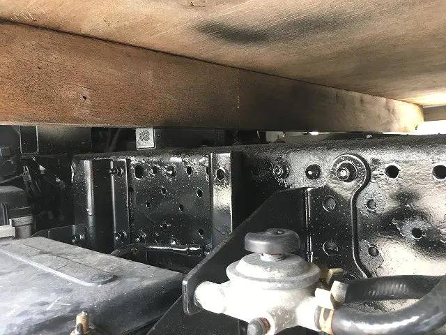 いすゞエルフ平ボディ小型（2t・3t）[写真34]