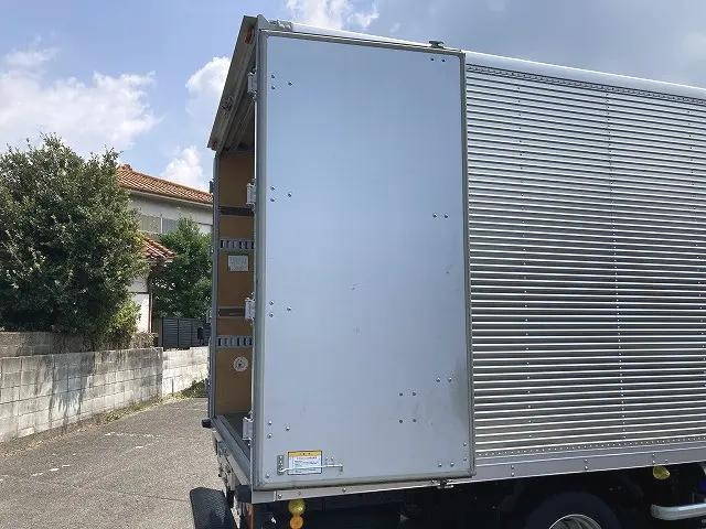 いすゞエルフアルミバン小型（2t・3t）[写真11]