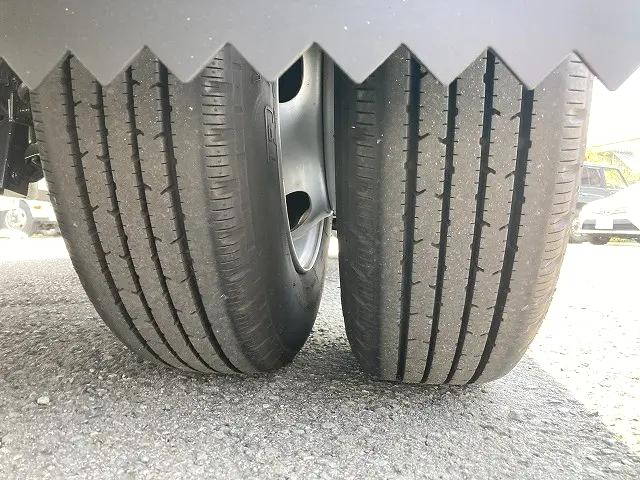 いすゞエルフアルミバン小型（2t・3t）[写真23]