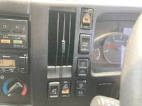 いすゞエルフアルミバン小型（2t・3t）[写真31]