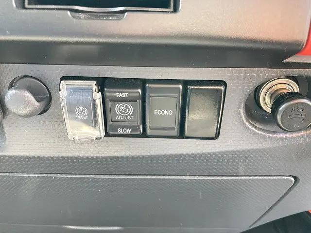 いすゞエルフアルミバン小型（2t・3t）[写真31]