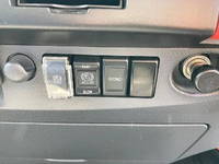 いすゞエルフアルミバン小型（2t・3t）[写真32]