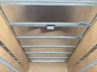 いすゞエルフアルミバン小型（2t・3t）[写真09]