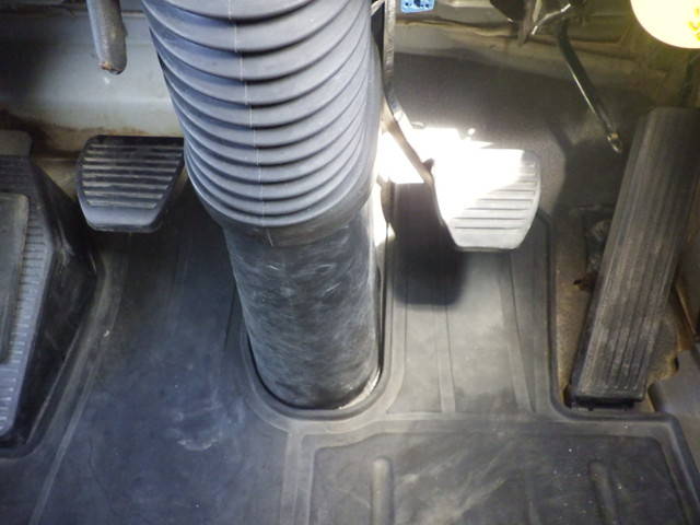 いすゞフォワードダンプ中型（4t）[写真27]