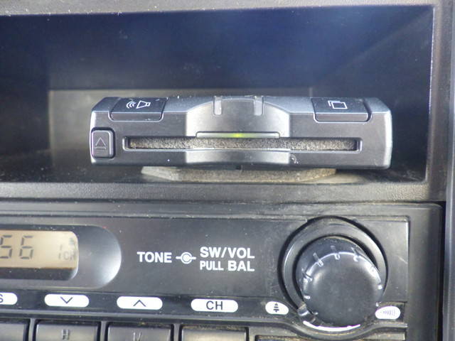 いすゞフォワードダンプ中型（4t）[写真31]