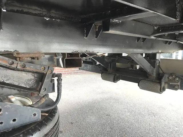 いすゞエルフセーフティローダー小型（2t・3t）[写真14]