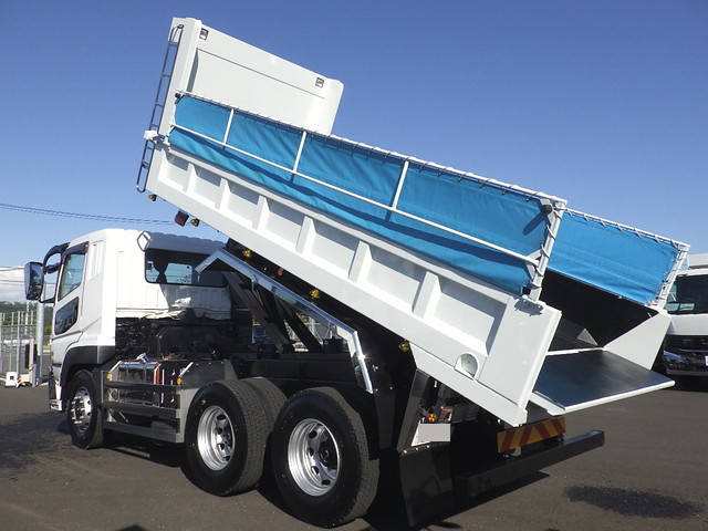 三菱ふそうスーパーグレートダンプ大型（10t）[写真02]