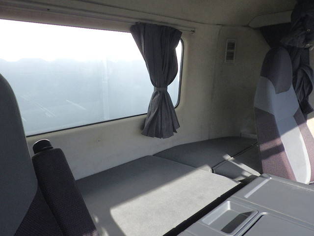 三菱ふそうスーパーグレートダンプ大型（10t）[写真32]