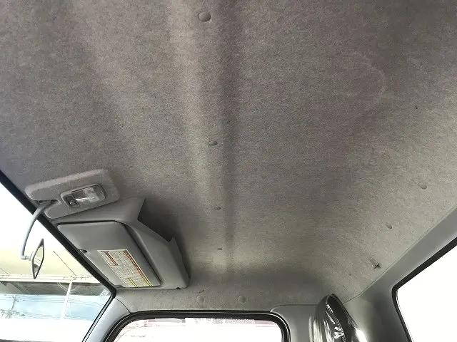 三菱ふそうキャンタークレーン4段小型（2t・3t）[写真34]