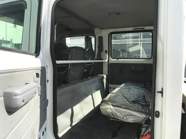 日野デュトロダブルキャブ（Wキャブ）小型（2t・3t）[写真26]