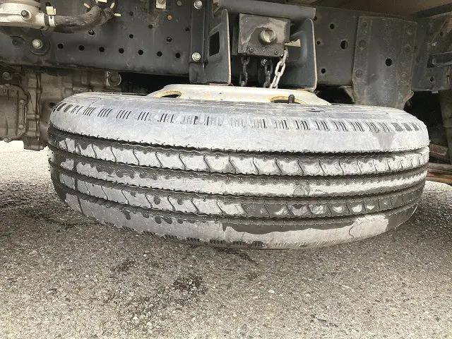 いすゞエルフ平ボディ小型（2t・3t）[写真23]