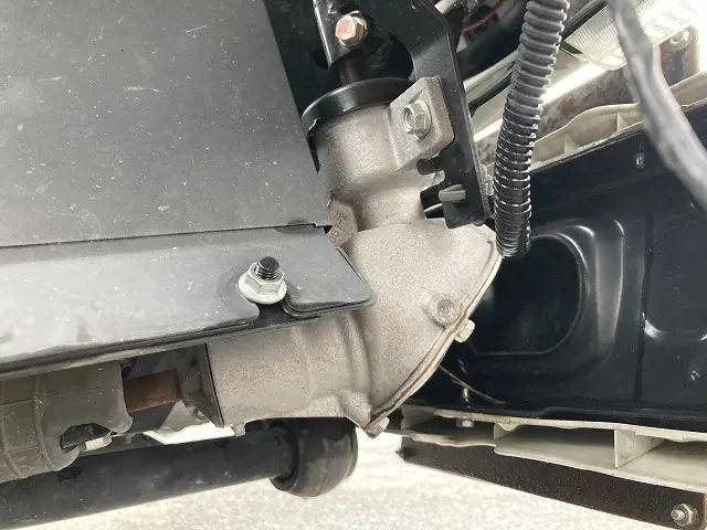 いすゞエルフ平ボディ小型（2t・3t）[写真36]