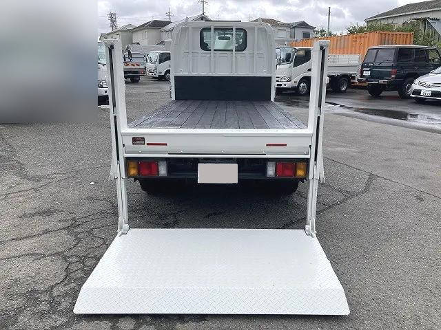 いすゞエルフ平ボディ小型（2t・3t）[写真08]