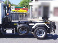 三菱ふそうキャンターコンテナ専用車小型（2t・3t）[写真18]