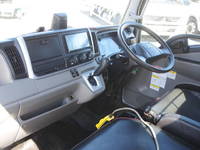 三菱ふそうキャンターコンテナ専用車小型（2t・3t）[写真24]