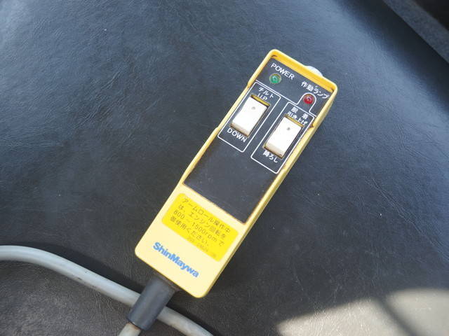 三菱ふそうキャンターコンテナ専用車小型（2t・3t）[写真24]