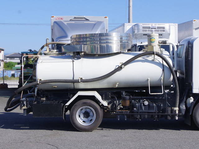 いすゞエルフバキュームカー小型（2t・3t）[写真18]