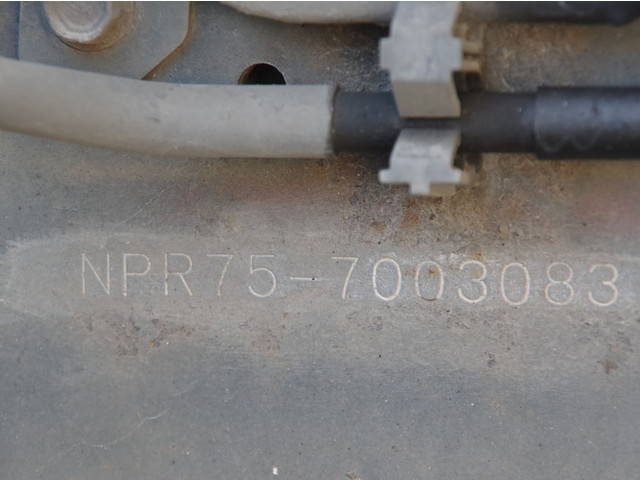 いすゞエルフバキュームカー小型（2t・3t）[写真24]