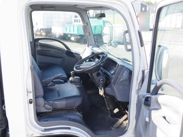 いすゞエルフバキュームカー小型（2t・3t）[写真27]