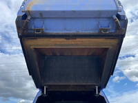 いすゞフォワードパッカー車（塵芥車）中型（4t）[写真14]