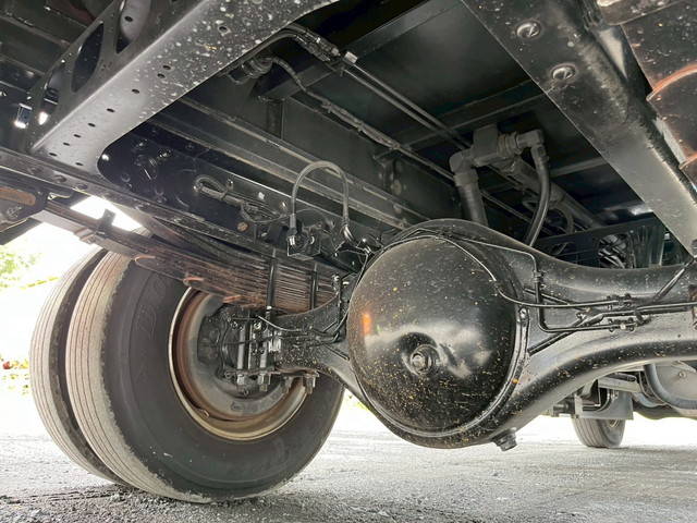 いすゞフォワードパッカー車（塵芥車）中型（4t）[写真17]