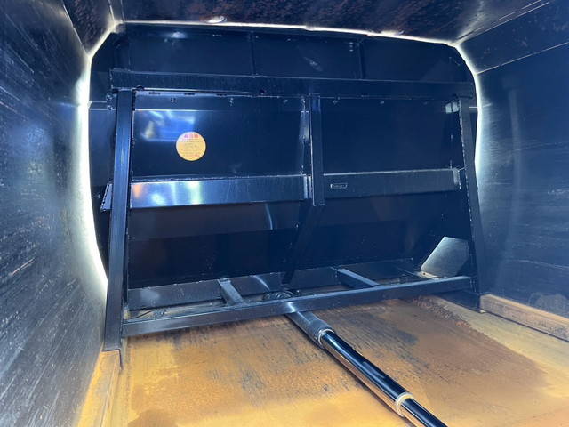 いすゞフォワードパッカー車（塵芥車）中型（4t）[写真20]