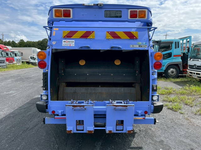 いすゞフォワードパッカー車（塵芥車）中型（4t）[写真03]