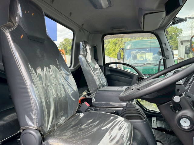 いすゞフォワードパッカー車（塵芥車）中型（4t）[写真34]