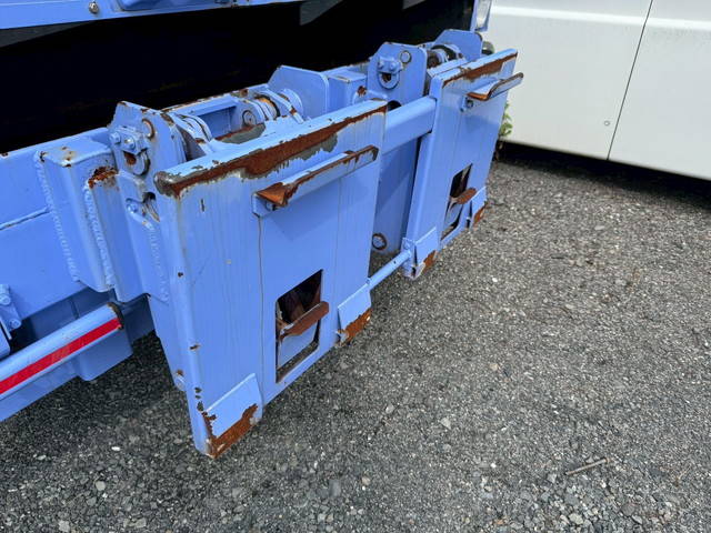 いすゞフォワードパッカー車（塵芥車）中型（4t）[写真07]