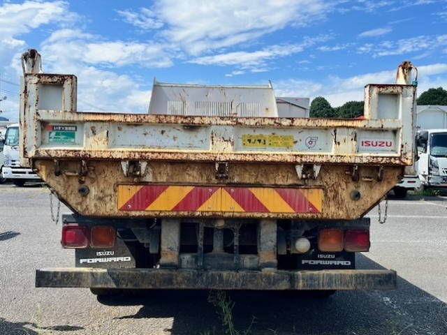 いすゞフォワードローダーダンプ中型（4t）[写真05]