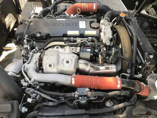 いすゞエルフアルミブロック小型（2t・3t）[写真08]