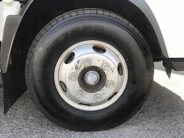 いすゞエルフアルミブロック小型（2t・3t）[写真16]