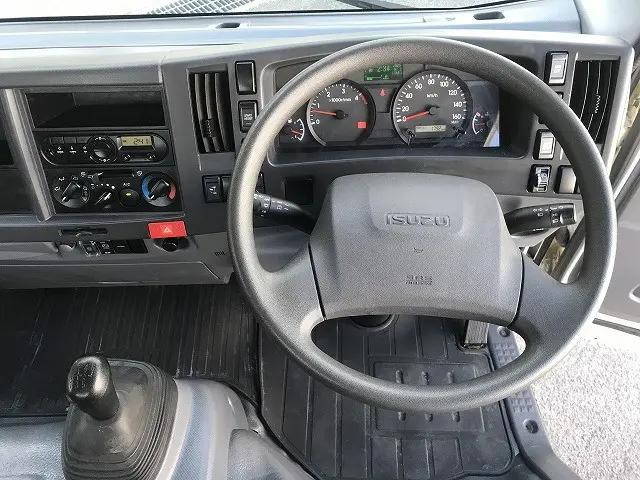 いすゞエルフアルミブロック小型（2t・3t）[写真28]