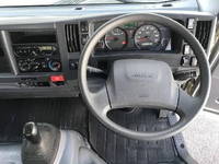 いすゞエルフアルミブロック小型（2t・3t）[写真29]