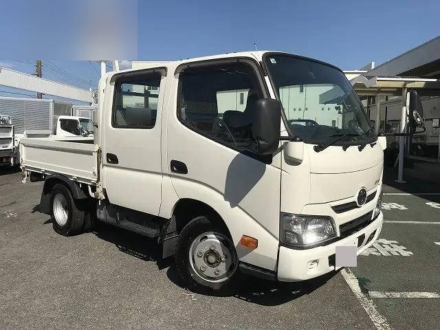 トヨタダイナダブルキャブ（Wキャブ）2016年(平成28年)TKG-XZU605