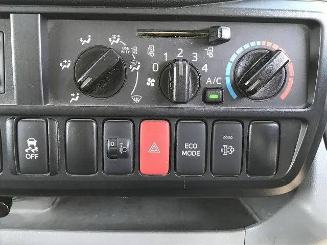 トヨタダイナダブルキャブ（Wキャブ）小型（2t・3t）[写真23]